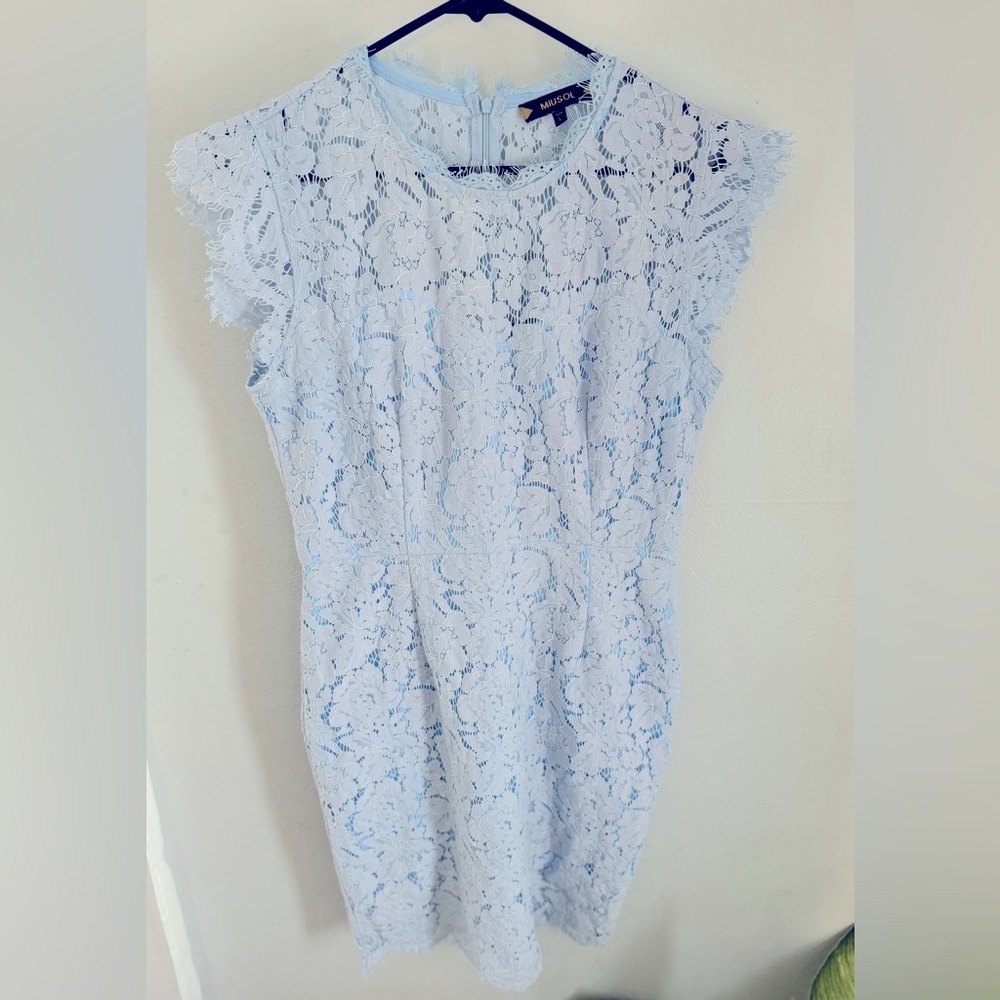 Women’s floral lace dress-light blue